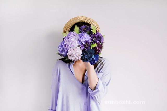 自己夢(mèng)見自己-自己自己懷孕-自己自己生孩子-別人追自己自己一直跑-狗咬自己自己打狗