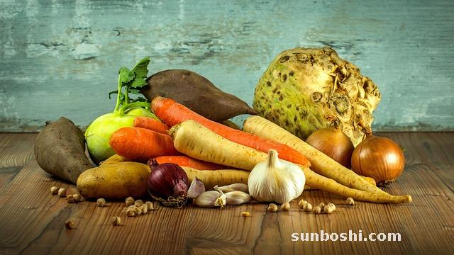 芹菜的功效與作用-芹菜汁-水芹菜-芹菜葉-芹菜籽