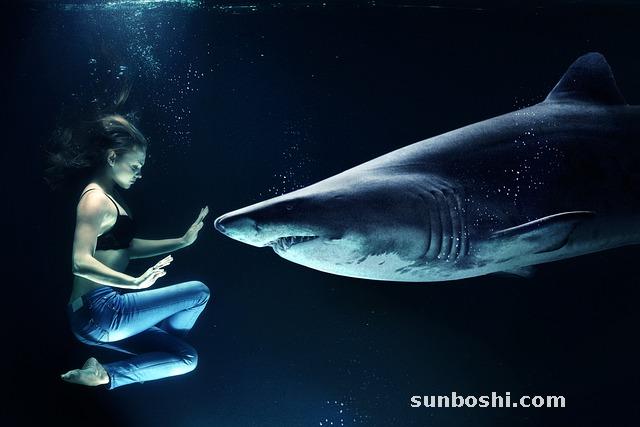 女人夢見牙-女人夢見牙掉了-女人夢見牙齒掉了兩個