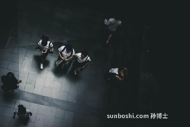 夢見自己回到高中-夢見自己回到高中上學