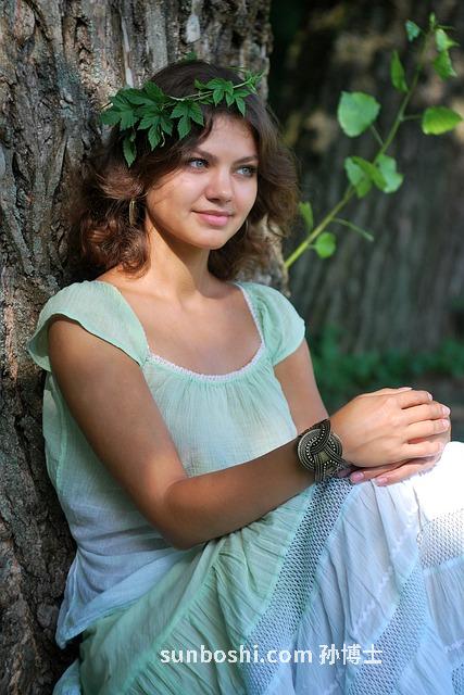 夢見女人被-女人夢見被狗咬-夢見女人被殺