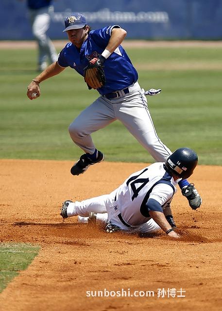 夢見包被偷-夢見包被偷走-夢見自己的包被偷