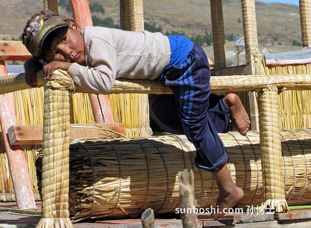 夢(mèng)見男孩尿-夢(mèng)見小男孩尿床-夢(mèng)見抱著小男孩尿尿