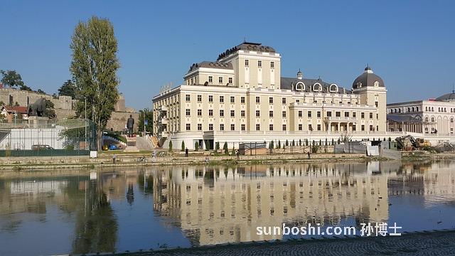 夢見河里沒有水