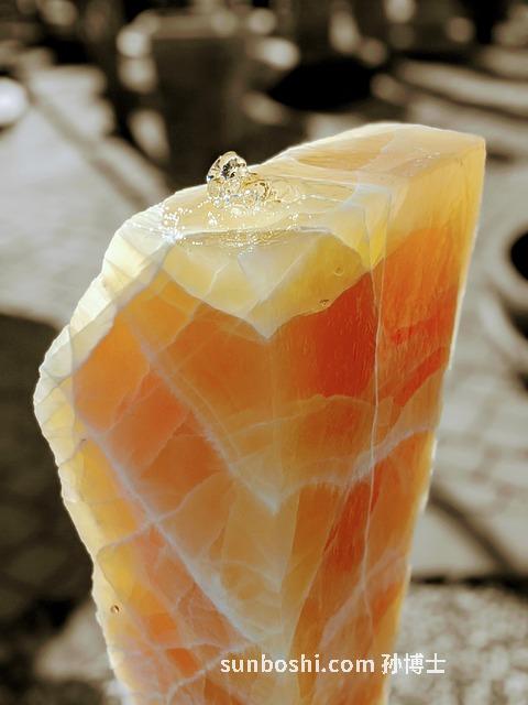 水瑪瑙的功效與作用-帶水瑪瑙的功效與作用-鹽水瑪瑙功效與作用