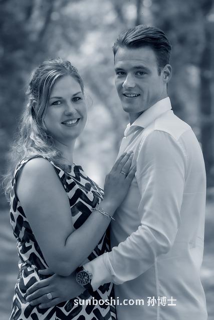 夢見親人被蛇咬了-夢見自己親人被蛇咬-夢見親人被蛇咬出血